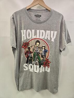 Stranger Things Holiday Squad Shirt Mens XXL Gray Graphic Netflix Christmas